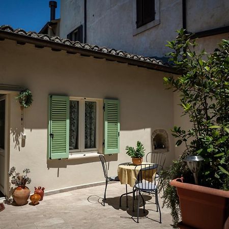 App. Con Terrazza Panoramica In Centro-מונטפאלקו מראה חיצוני תמונה