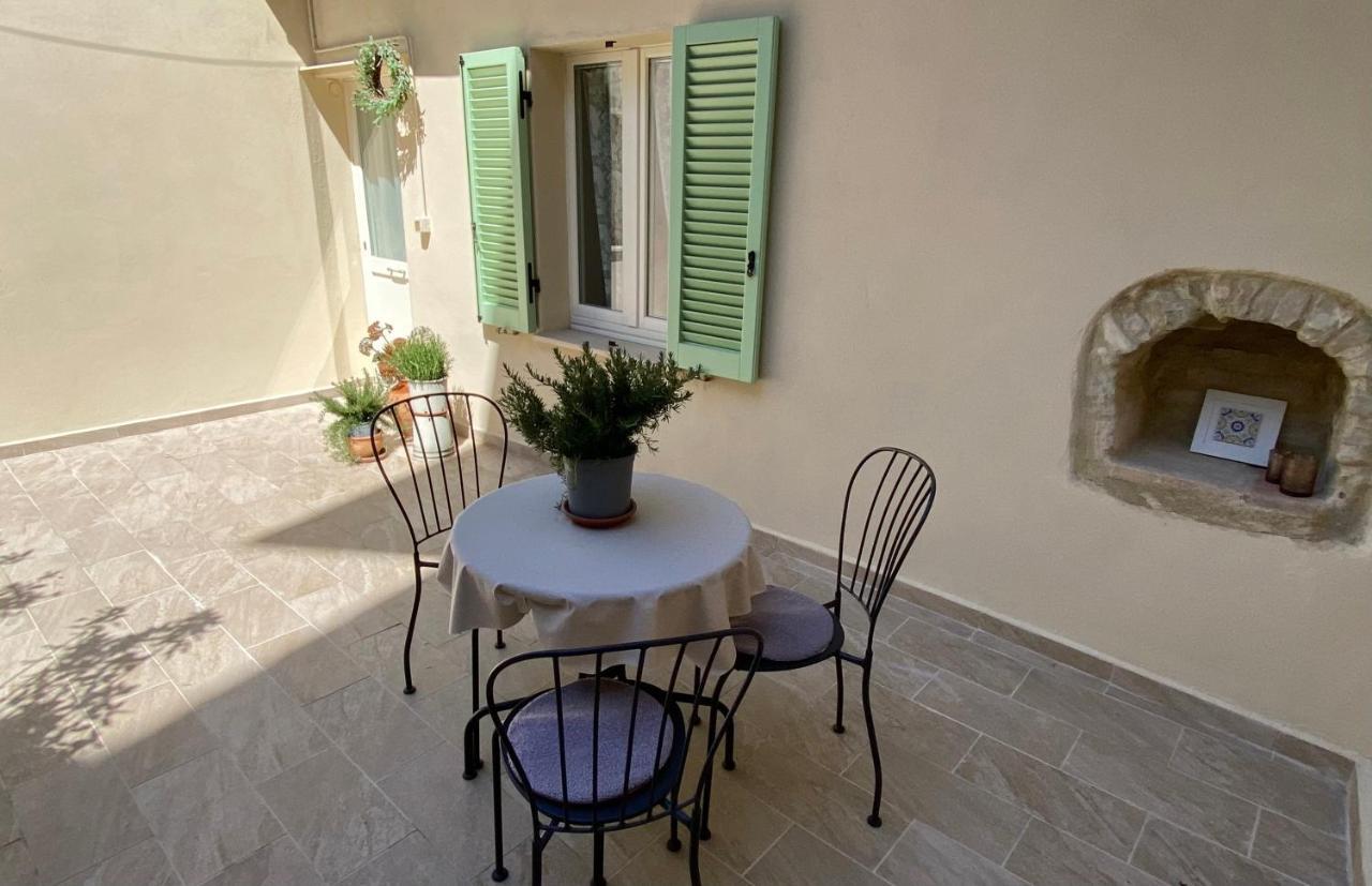 App. Con Terrazza Panoramica In Centro-מונטפאלקו מראה חיצוני תמונה